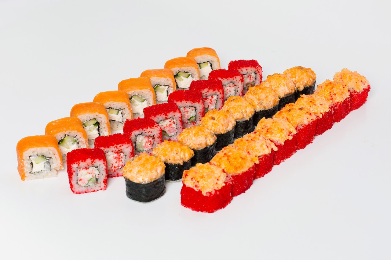 Большие наборы суши роллы фото 36